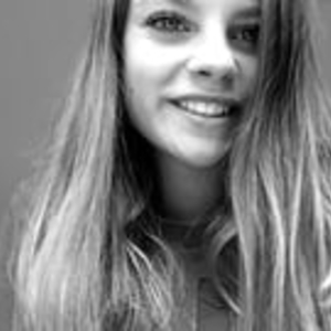 Angie - Prof de maths - Auray