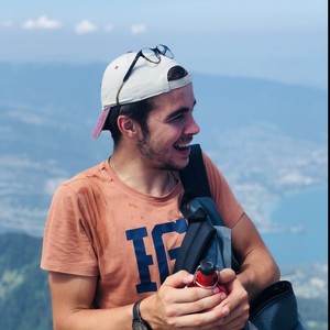 Adrien - Prof de maths - Versailles