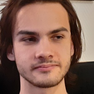 Axel - Prof de maths - Tours
