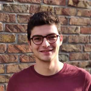 Hugo - Prof de maths - Cergy