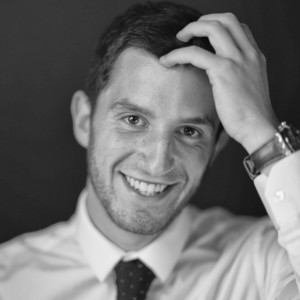 Benjamin - Prof d'économie - Paris