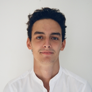 Adrien - Prof de français - Paris