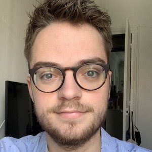 Pierre - Prof de français - Paris