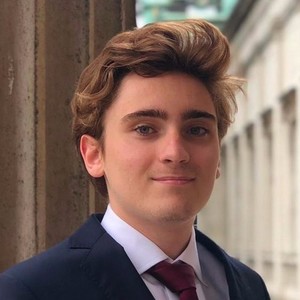 Ludovic - Prof de droit civil - Paris