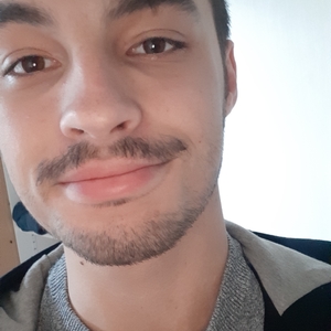 Louis - Prof de biologie - Perpignan
