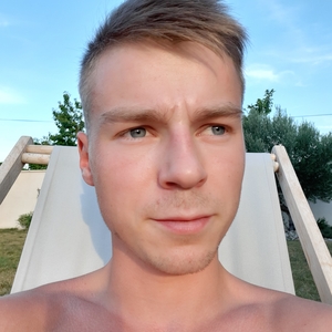 Jules - Prof de maths - Sainte-Cécile-les-Vignes