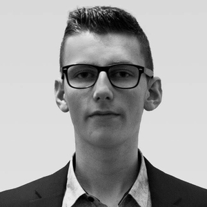 Antoine - Prof de photoshop - Lens