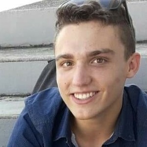 Nathan - Prof d'aide aux devoirs - Bron