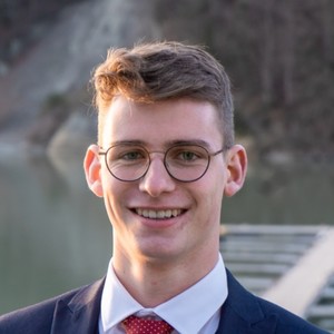 Arnaud - Prof de maths - Yverdon-les-Bains