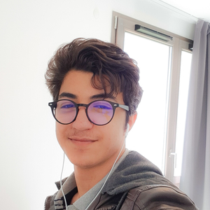 Oussama - Prof d'initiation informatique - Orsay