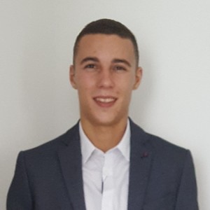 Mathis - Prof de bureautique - Lyon
