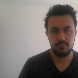 Johann - Prof de maths - Paris
