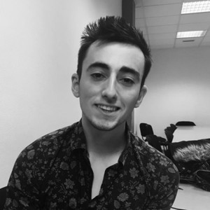 Lucas - Prof d'initiation informatique - Nantes