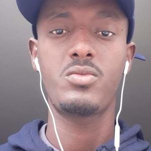 Djama - Prof de management - Villeurbanne