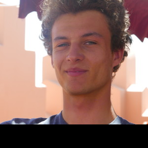 Augustin - Prof de physique - Paris
