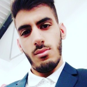 Ilyas - Prof d'économie - Marseille