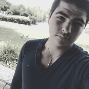 Enzo - Prof de maths - Rouen