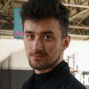 Jonas - Prof de bureautique - Paris