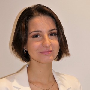 Celia - Prof de maths - Lyon