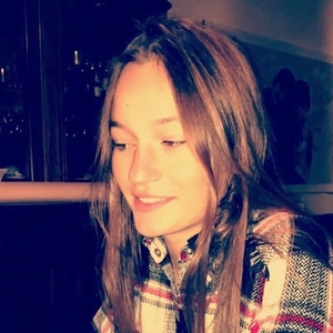 Lucie - Prof de maths - Cachan