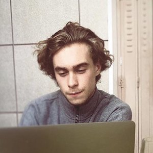 Hugo - Prof de maths - Cergy