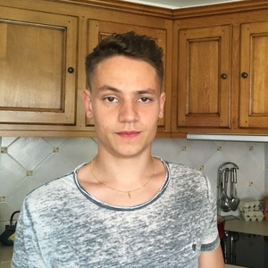 Axel - Prof de maths - Le Mans