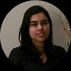 Soukaina - Prof de physique - Versailles