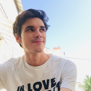 Julien - Prof d'initiation informatique - Nantes