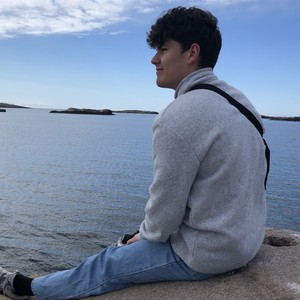 Lucas - Prof de maths - Nousty