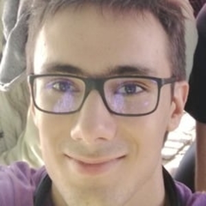 Julien - Prof de maths - Paris 13e