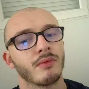 Loïc - Prof de maths - Grenoble