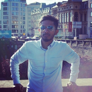 Shanthos - Prof de maths - Bobigny