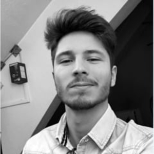 Thomas - Prof de maths - Versailles