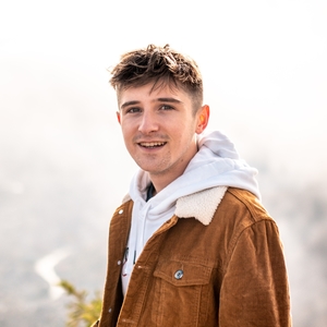 Théo - Prof de maths - Grenoble