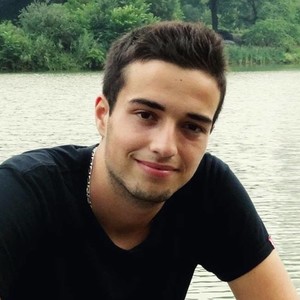 Hakim - Prof de maths - Gif-sur-Yvette