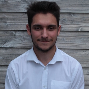 Simon - Prof de maths - Château-Thébaud