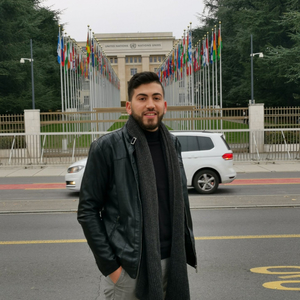 Hassan - Prof de maths - Bourg-en-Bresse