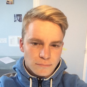 Adrien - Prof de maths - Chartres-de-Bretagne