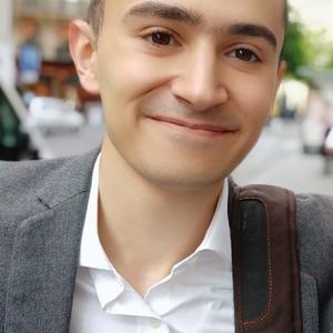 Mahdi - Prof de maths - Paris