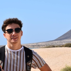 Nicolas - Prof de maths - Saint-Grégoire