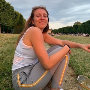 Elisa - Prof de physique - chimie - Fresnes