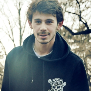 Axel - Prof de physique - Orléans