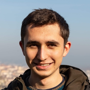 Lucas - Prof de maths - Lyon