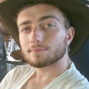 Yann - Prof de maths - Cergy
