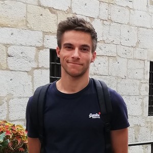 Louis - Prof de maths - Évreux