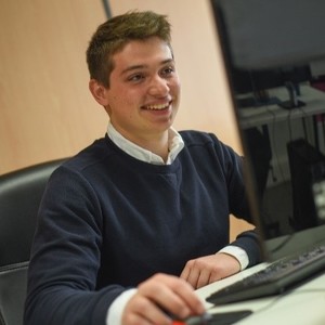 Thibault - Prof d'initiation informatique - Puteaux