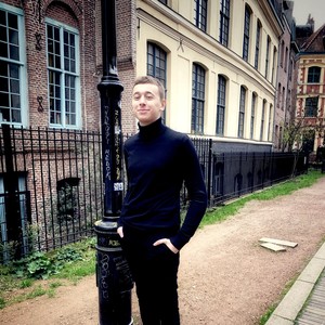 Theo - Prof de maths - Lille