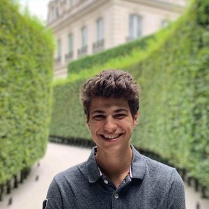 MAXENCE - Prof de maths - Oyonnax