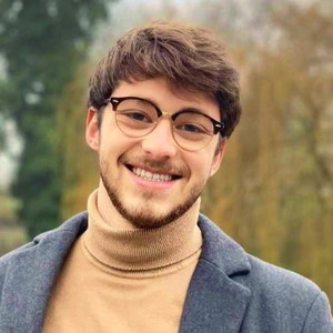 Léo - Prof de français - Oissy