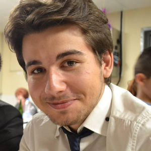 Maximilien - Prof d'initiation informatique - Marseille
